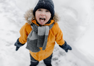 Kleidung statt Fell: Wir schützen uns mit Jacken vor der Kälte