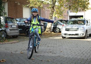 Fahrradprüfung: Links abbiegen ist gar nicht so leicht
