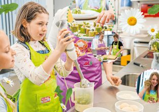 Brennnesseln können mehr als einfach nur vor sich hin wachsen: Diese Kräuter schmecken nämlich auch gut