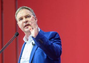 Unverhofft kommt oft: Andreas Babler wird nach Wahlpanne doch noch Chef der SPÖ