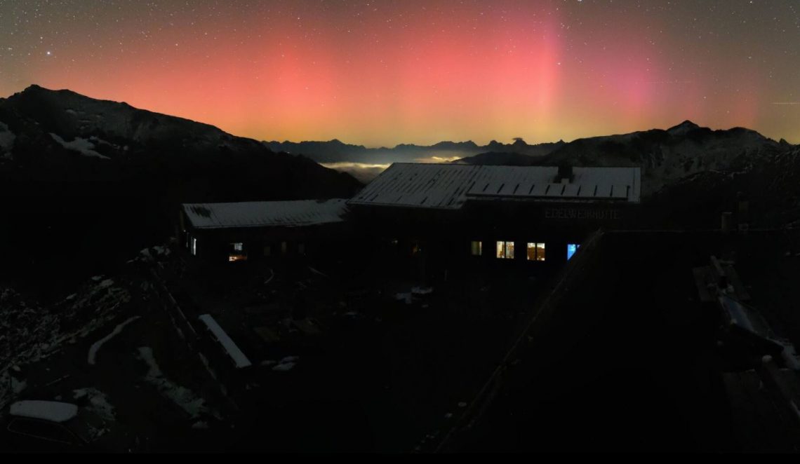 Über Österreichs Bergen waren Polarlichter zu sehen