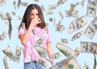 Anders als die Redewendung besagt, stinkt Geld meistens nicht (natürlich haben wir in Österreich Euro und keine Dollar – aber die Redaktion fand dieses Bild einfach am lustigsten)