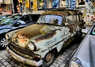 Igitt! Schön anzusehen ist dieses Auto eher nicht