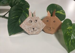 Das Fest kann kommen: Unser Origami-Osterhase ist bereit!
