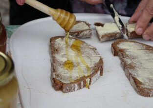 Der Honig auf unserem Brot besteht nicht immer nur aus Honig