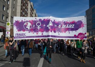 Noch immer gibt es viele Länder, wo Frauen weniger Rechte als Männer haben