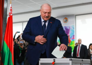 Alexander Lukaschenko bleibt Präsident in Belarus