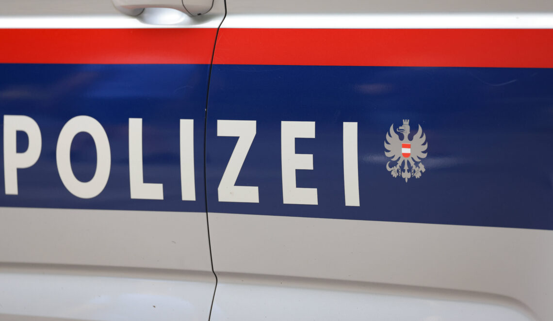 An einem Grazer Gymnasium ist etwas Schlimmes passiert: Die Polizei ist vor Ort