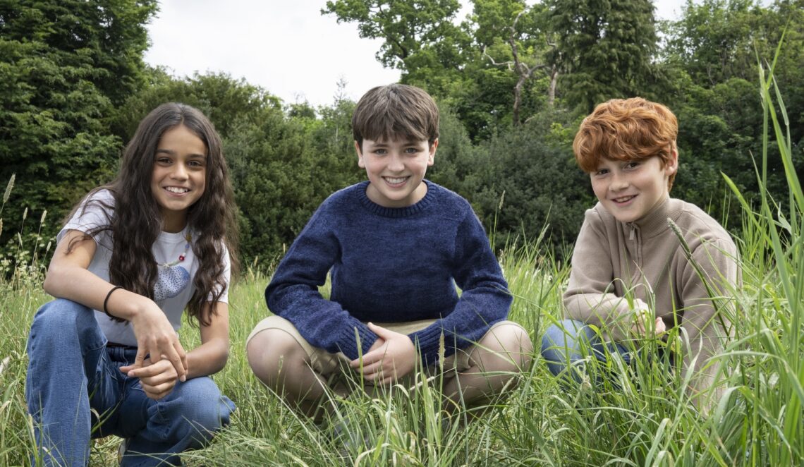 Hermine, Harry und Ron erleben wieder Abenteuer. Sie werden von Arabella Stanton, Dominic McLaughlin und Alastair Stout gespielt