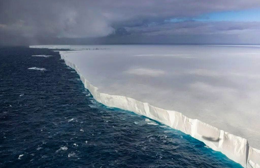 Der Eisberg A23a galt bis Ende 2024 zeitweise als größter Eisberg der Welt