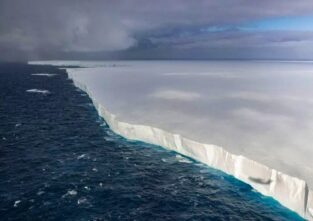 Der Eisberg A23a galt bis Ende 2024 zeitweise als größter Eisberg der Welt