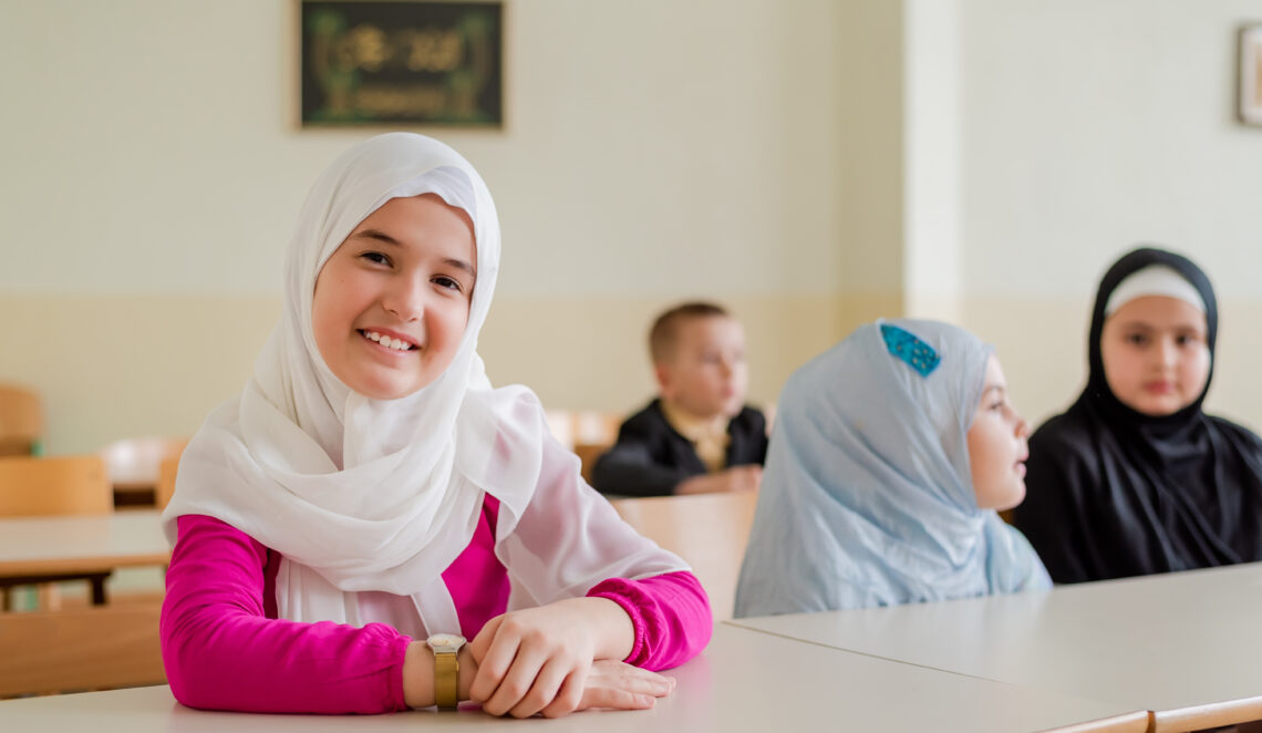 In Zukunft dürfen Mädchen im Unterricht kein Kopftuch mehr tragen
